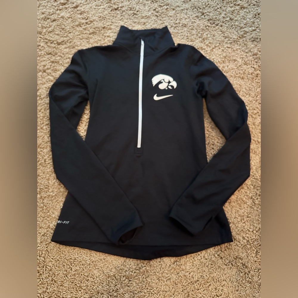 Nike Iowa Hawkeye half zip shirt